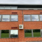 Subcooled Daikin twin split air con