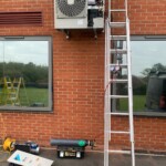 Subcooled Daikin twin split air conditioning system installation